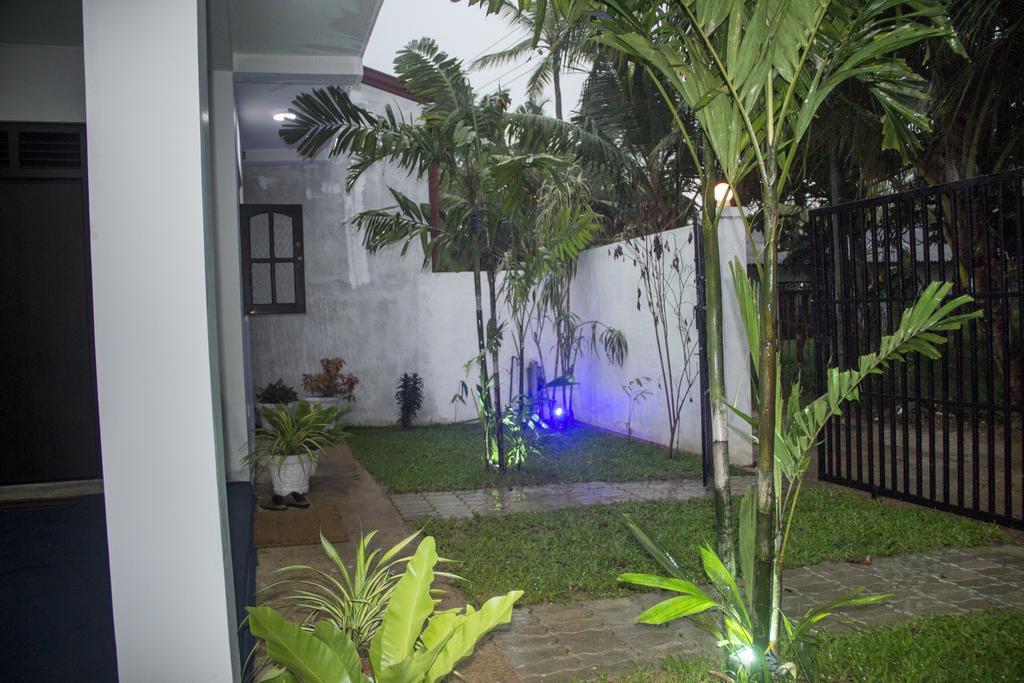 Wonderset Mirissa Hotel Exterior photo